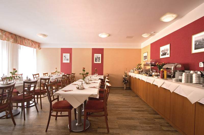 Hotel Seifert Prága Étterem fotó