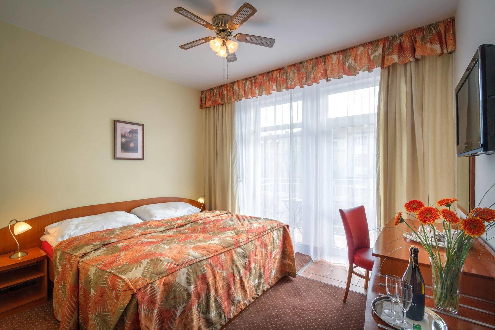 Hotel Seifert Prága Kültér fotó